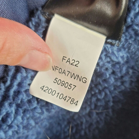 THE NORTH FACE Osito Jacket in Shady Blue/Summit Navy, sz Medium - Picture 7 of 13